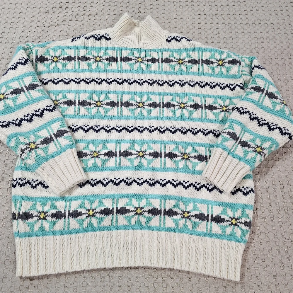 AE Oversized Fairisle Mock Neck Sweater Size Medium - Picture 5 of 13